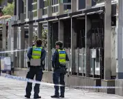 Police arrest 20-year-old in Melbourne hospitality wars arson probe, link to Middle East syndicate