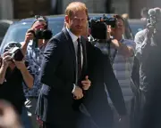 Prince Harry and Daily Mail Clash Over 'Professional Liar' Claim in Court