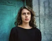 Rachel Aviv: Mother-Daughter Bond Explored in New Essay Collection