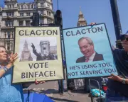 Reform UK calls for Clacton byelection on 6 August after Farage quits