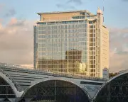 Renzo Piano's Paddington Square Stands Out in Stirling Prize's Brick-Heavy Shortlist