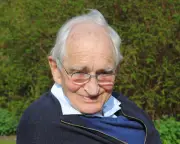 Richard Johns, pioneer of dental implantology, dies aged 96