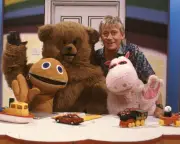Ronnie Le Drew, puppeteer who brought Zippy to life, dies aged 78