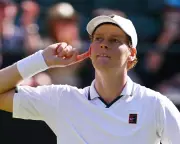 Sinner beats Brooksby to reach Wimbledon last 16 for fifth straight year
