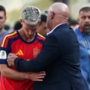 Spain star Dani Olmo punched by Argentina coach after World Cup final