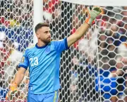 Spain's record-breaking defence: Unai Simón and co. shut out World Cup foes