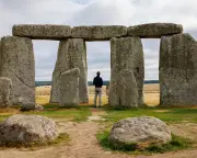 Stonehenge offers random visitors 20 minutes of solitude in August