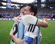 Tearful Messi inspires Argentina's 3-2 World Cup comeback win over Egypt