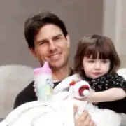 Tom Cruise's daughter Suri legally drops his surname for Noelle