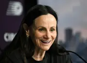 Toronto Tempo coach Sandy Brondello suspended for 'protected species' remark about Angel Reese