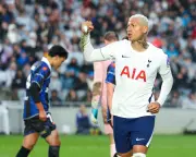 Tottenham beat Auckland FC 2-0 in record crowd for men's match in New Zealand