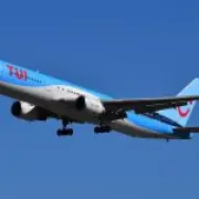 TUI to scrap free alcohol on long-haul flights from November 2026