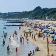 UK heatwave breaks records with six days above 35C in 2026