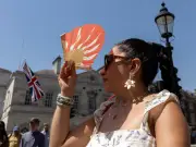 UK heatwave to last longer than expected: Met Office on London cool-down
