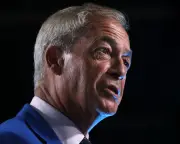 UK ministers to crack down on political donations amid Farage gifts row