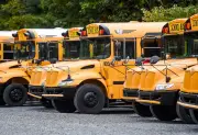 US Schools Struggle with Yellow Bus Shortages and Rising Costs