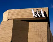 V&A workers ballot for strike over pay and heatwave conditions