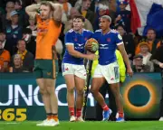 Wallabies lose sixth straight as France storm back in Brisbane