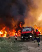 Wildfires forcing firefighters to ration resources as climate crisis worsens