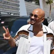 Will Smith debuts shaved head for upcoming role in Supermax thriller