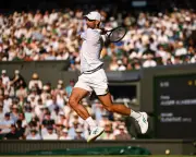 Wimbledon Day 9: Sinner, Muchova, Gauff advance; Zverev wins