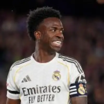 Alderweireld urges Arsenal to pick Alvarez over Vinicius Junior