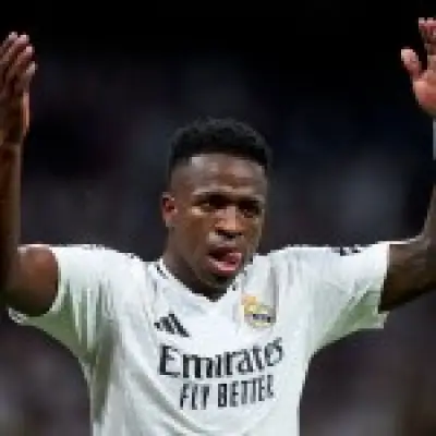 Arsenal fans panic as Vinicius Jr wipes Instagram amid Real Madrid talks