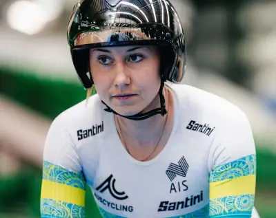 Australian cyclist nearly hit by car at Tour of Britain Women
