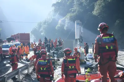 Chinese rescuers find 'nothing but ruins' at Gyirong border crossing