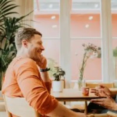 Date's secret scoring note discovered: from shock to romance