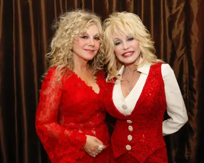 Dolly Parton's sister reveals singer offered to test experimental cancer drugs