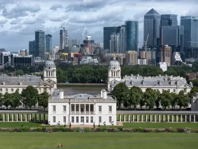 Greenwich Observatory staff strike during solar eclipse