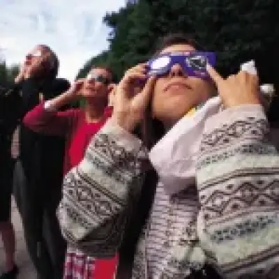 Knock-off solar eclipse glasses warning as stocks sell out