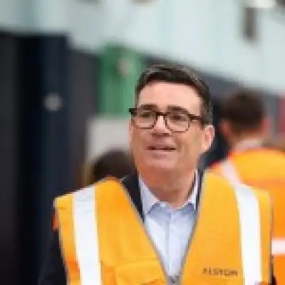 Labour needs 300 new builders daily to hit 1.5m homes target, but workforce shrinks
