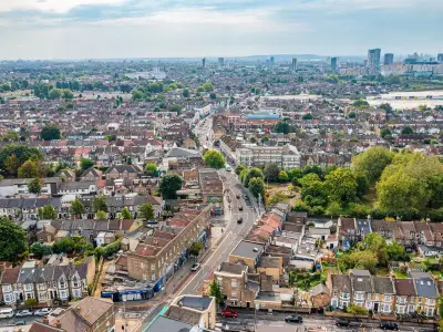 London's Westminster Slowest for Home Sales at 63 Days, Zoopla Finds
