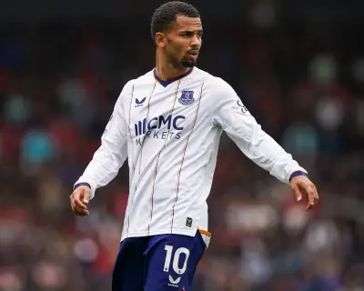 Man City hijack Spurs' Ndiaye deal, open Enzo Fernández talks