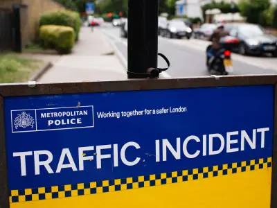 Motorcyclist in 20s dies in Isle of Dogs crash; tunnel closed