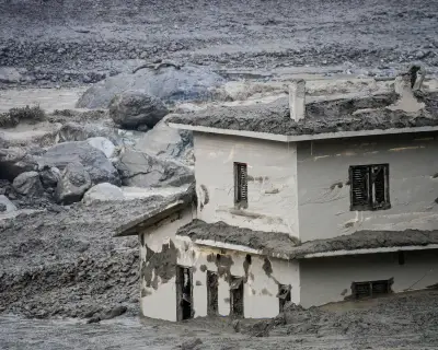 Nepal flash floods: glacier collapse likely cause, 403 missing