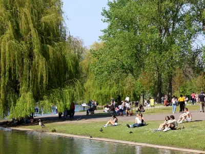 Regent's Park photos reveal alarming heatwave toll in London drought