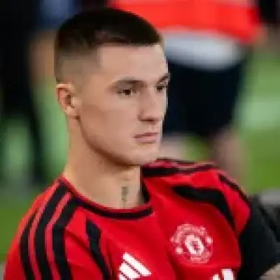 Sesko misses Man Utd's Milan friendly due to shin injury