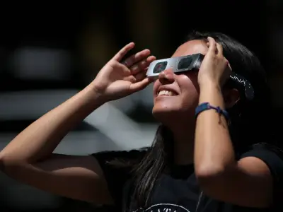 Solar eclipse 2026: Exact London time to view tomorrow's spectacle