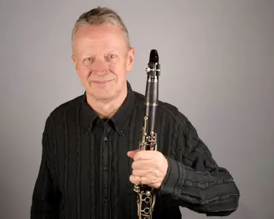 Strange Loops Clarinet Quintets review: drama, imagination, sonic flair