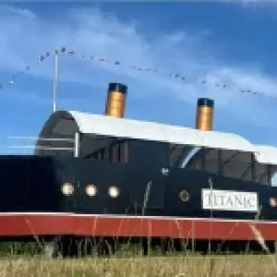 Titanic-themed children's ride at farm branded 'disrespectful'