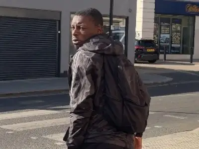 Tube barrier shove leads to face slap at Acton station