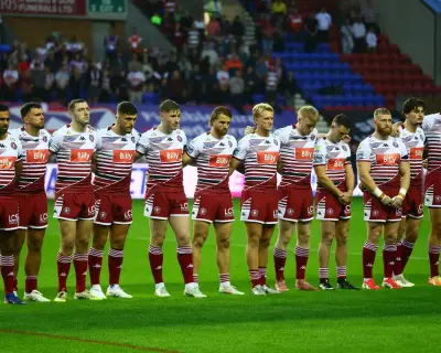 Wigan Warriors honour Sir Billy Boston with record 13th straight win