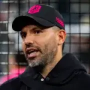Aguero names Premier League dark horses to challenge Arsenal
