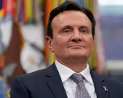 AstraZeneca Should Stick to Winning Formula, Not a $400bn US Mega-Merger