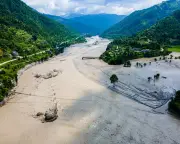Australian Woman Missing in Nepal Floods Contacts Family