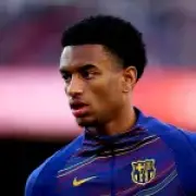 Barcelona set €45m price for Man United target Alejandro Balde