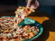 Brit Tourist's €6 Pizza in Tenerife Stuns TikTok Viewers